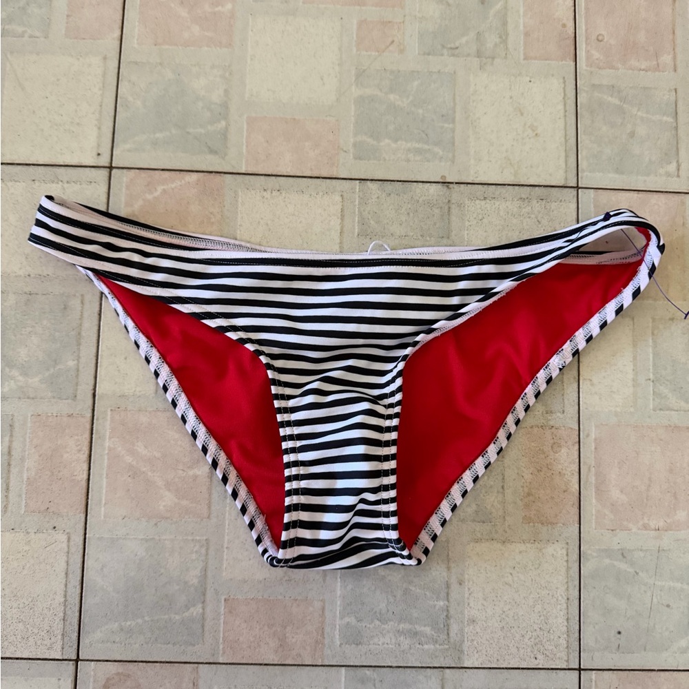 NWT Volcom Black & White Striped Bikini Bottoms with Red Lining - Womens Medium